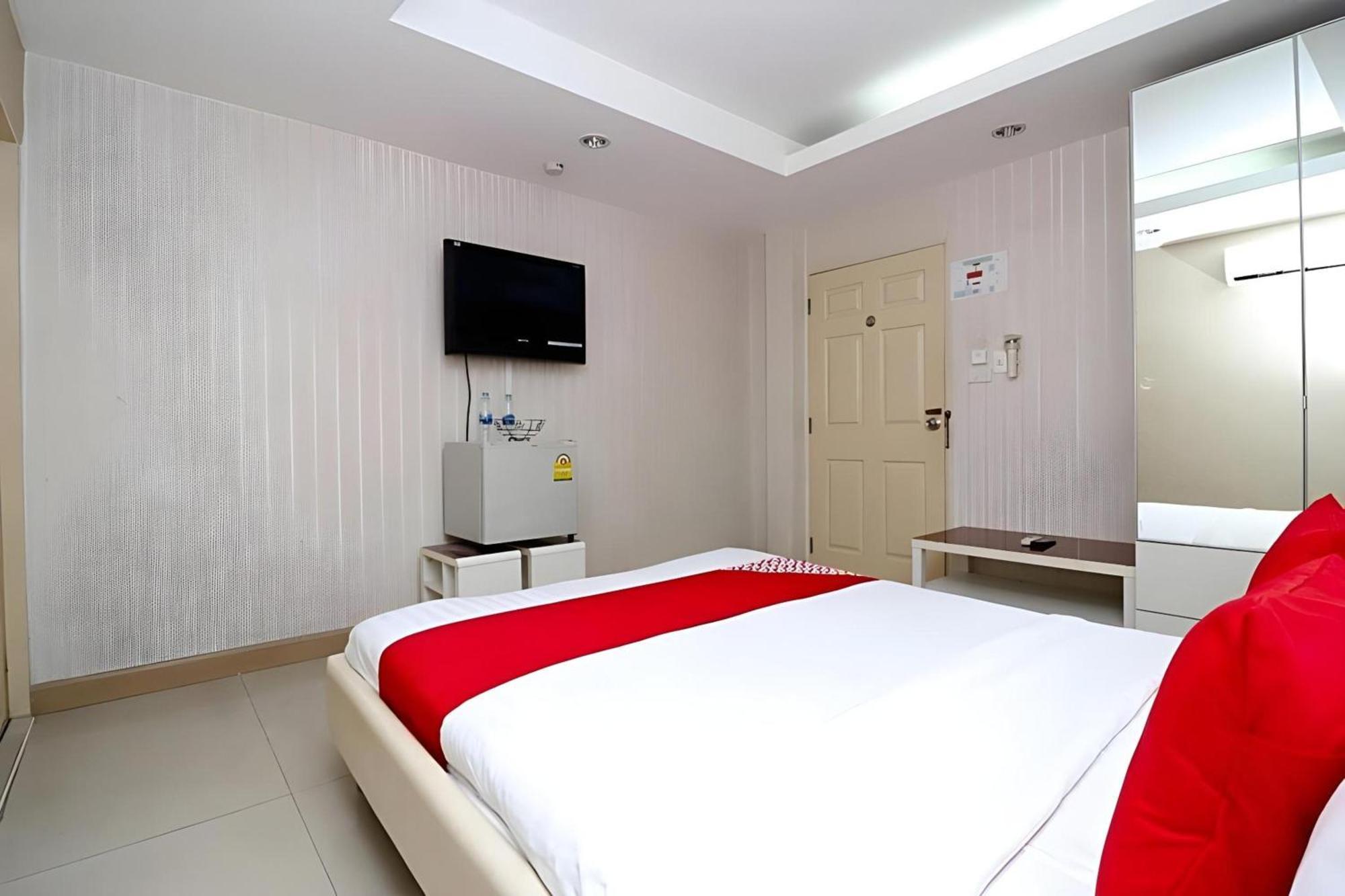 Diamond Residence Silom Bangkok Eksteriør billede